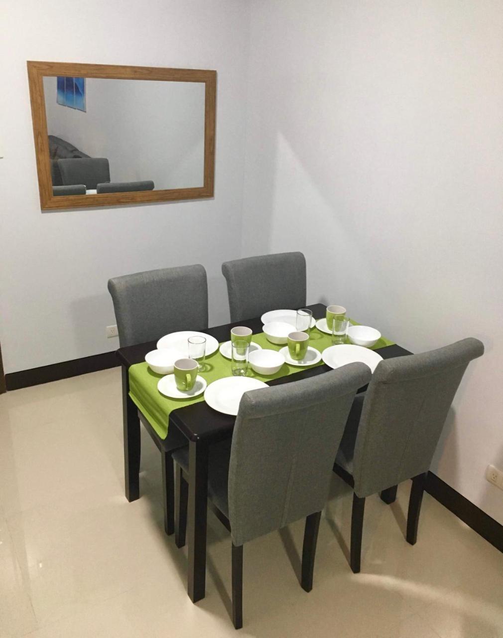 F-10C Parkside Villas Pasay Exterior foto